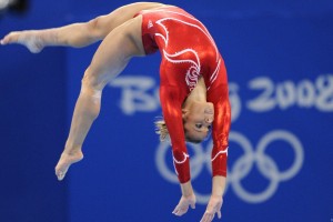 开云体育在线-从世界杯到NBA，小贾伦·杰克逊的接管时刻如何跨越赛场