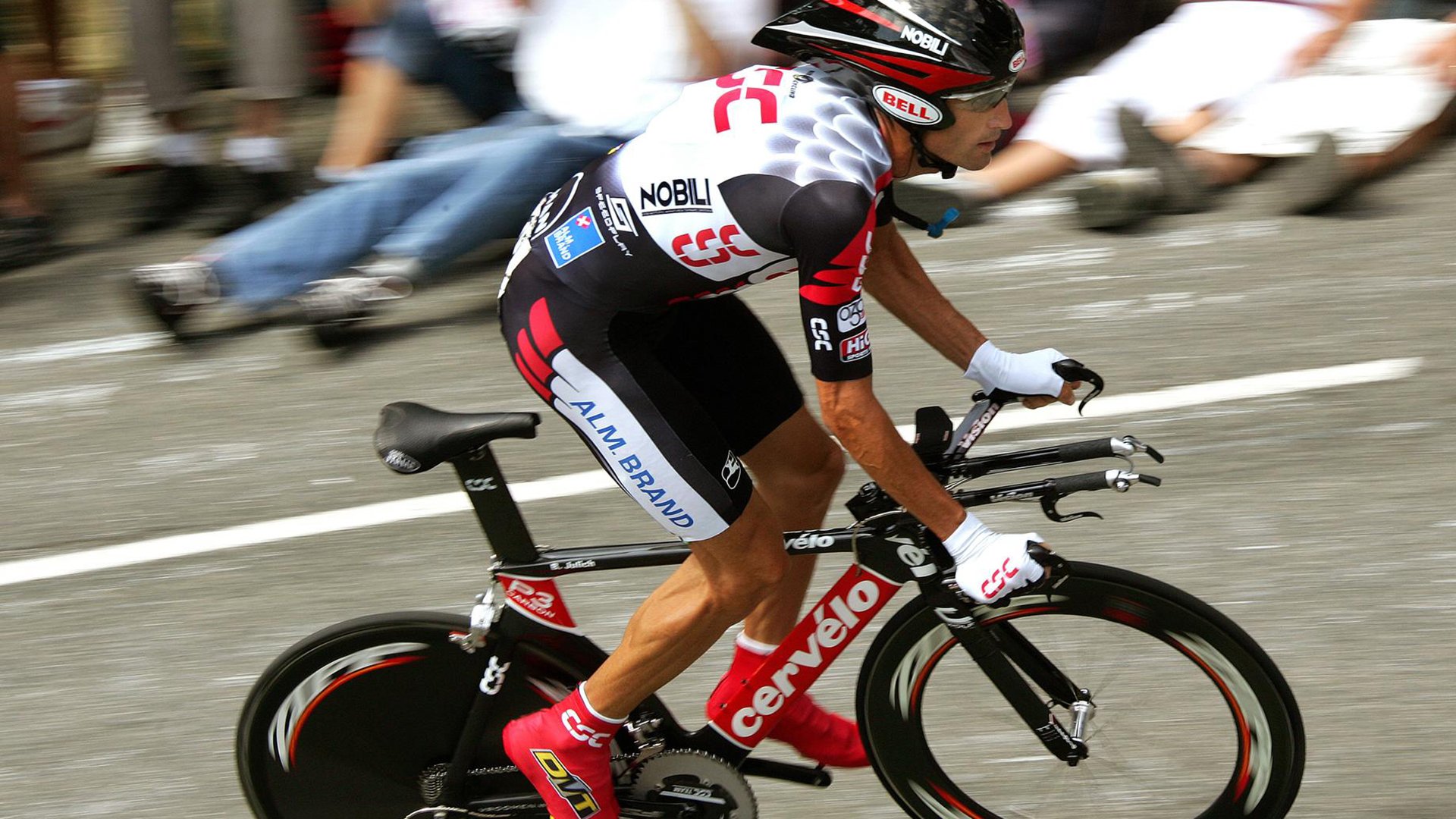 热火争冠战胜出湖人，拉梅洛完成自我救赎